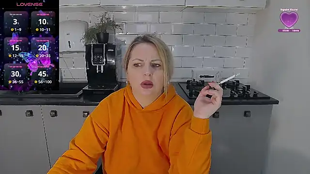 erikaerika online show from 02.04.26