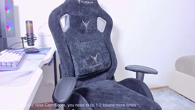 SkyqueenI online show from 10.20.25