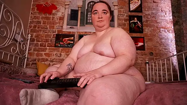 Evelively online show from 04.19.26