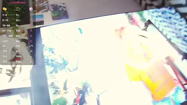 Snapshot of Misamane chatting on 10.27.25 Misamane online show from 10.27.25