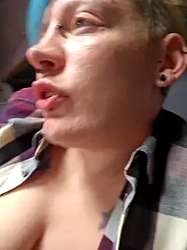 PinkTheHawk online show from 12.11.24