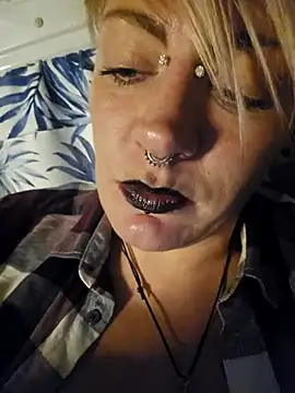 PinkTheHawk online show from 01.23.25