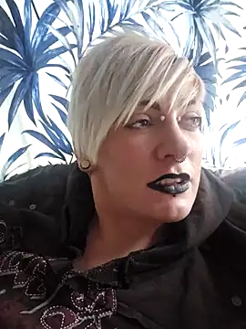 PinkTheHawk online show from 02.12.25