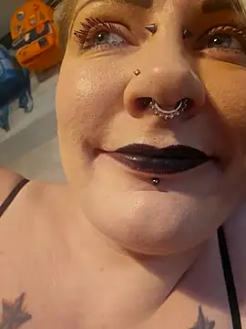 PinkTheHawk online show from 02.07.26