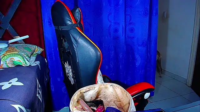 Snapshot of DanisaBrown chatting on 02.17.26 DanisaBrown online show from 02.17.26