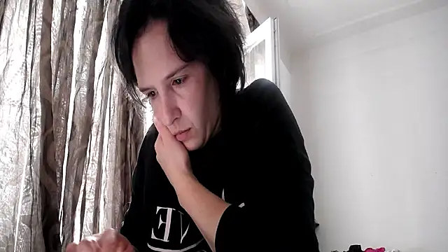 Snapshot of SexxyLety chatting on 05.22.26 SexxyLety online show from 05.22.26