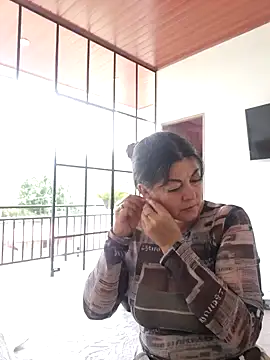 emma tour online show from 02.15.25