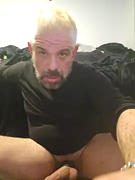 Snapshot of Bostophot73 chatting on 01.30.25 Bostophot73 online show from 01.30.25