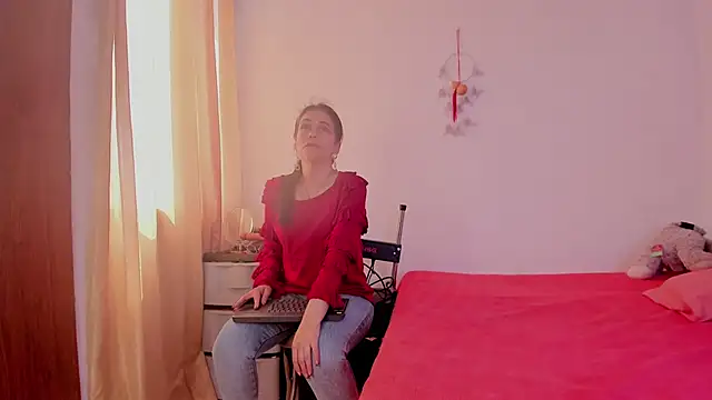 girasol walton online show from 02.07.25