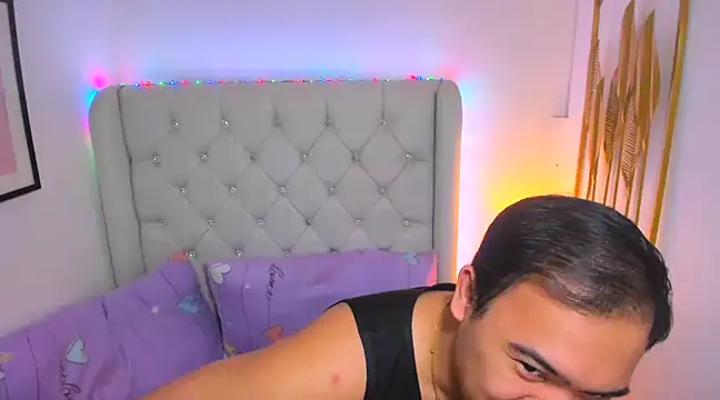 AsianZero online show from 02.23.25