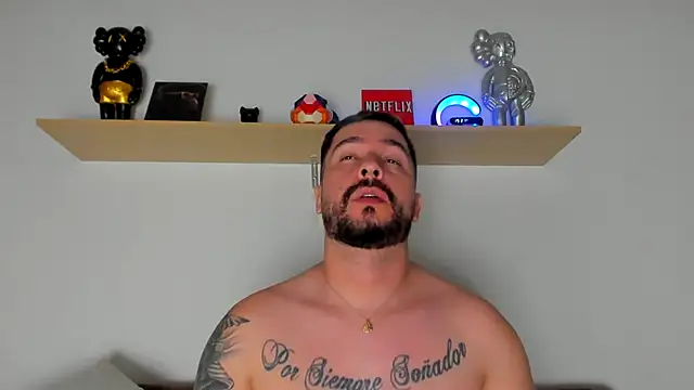 camilo restrepo21 online show from 02.02.25