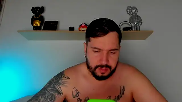 camilo restrepo21 online show from 03.04.25