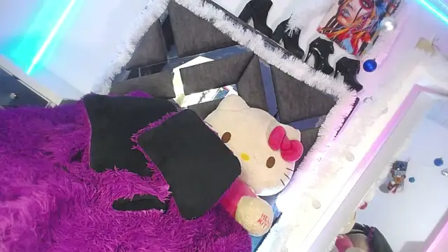 Salo hot04 online show from 01.19.25