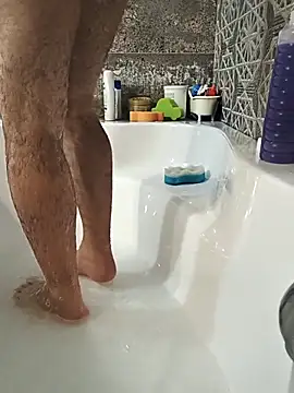 Lucy 1 roso online show from 12.05.25