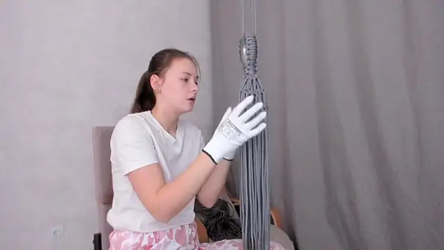 why again me online show from 02.13.25