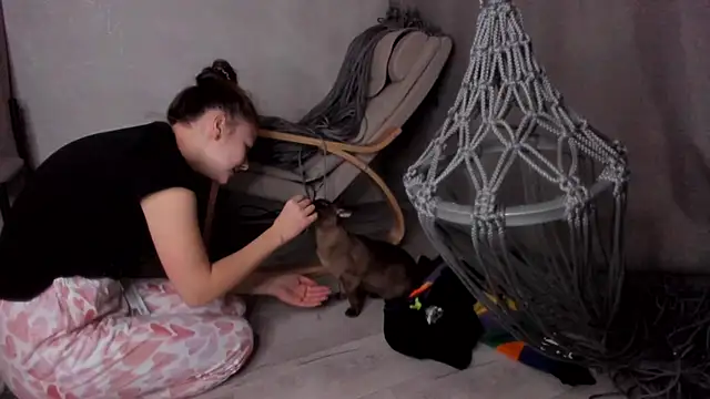 why again me online show from 02.22.25