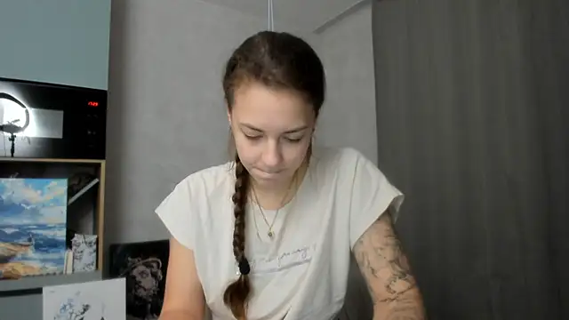 why again me online show from 12.03.25