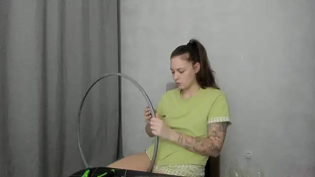 why again me online show from 03.04.26