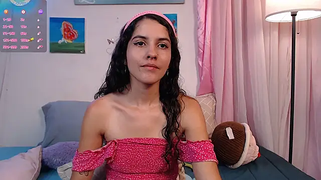 Snapshot of lailypink chatting on 01.16.25 lailypink online show from 01.16.25