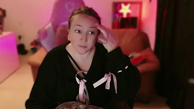 kisicaxx online show from 03.04.25