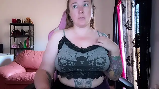 kisicaxx online show from 09.22.25