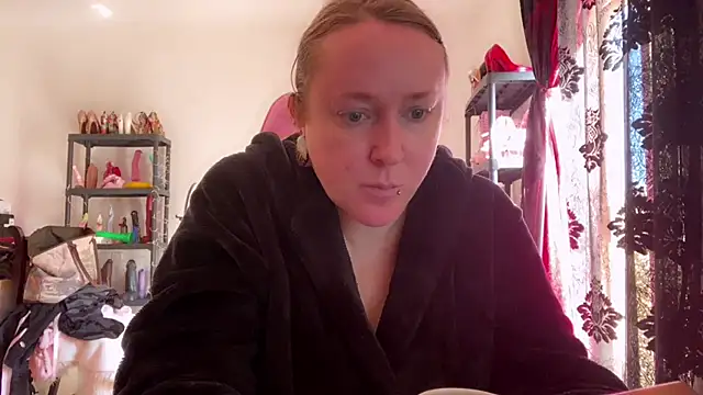 kisicaxx online show from 02.24.26