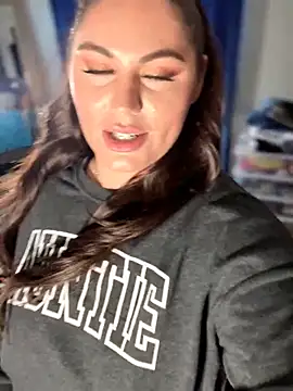 lovely beast online show from 04.17.26