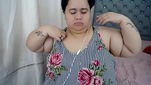 hotlesby4uxxx online show from 12.05.24