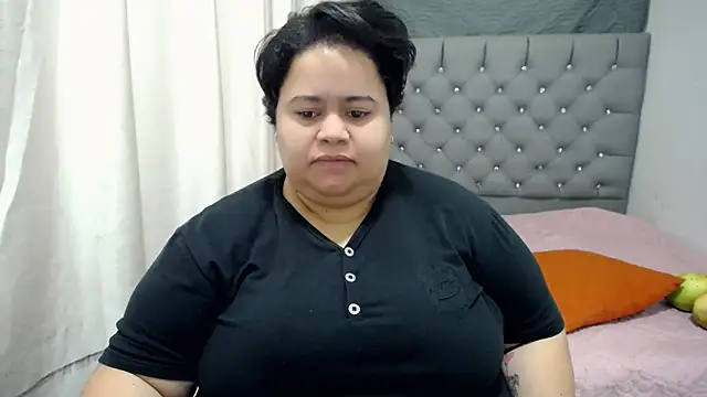 hotlesby4uxxx online show from 12.18.24