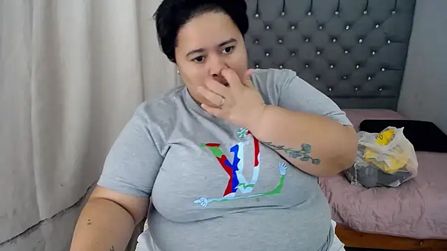 hotlesby4uxxx online show from 12.27.24