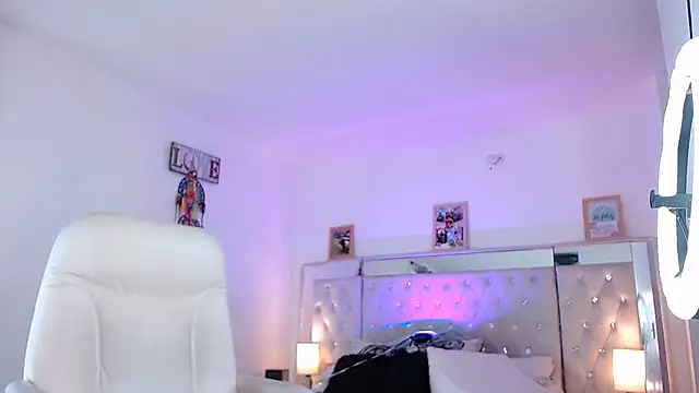 hollythomson online show from 01.16.25