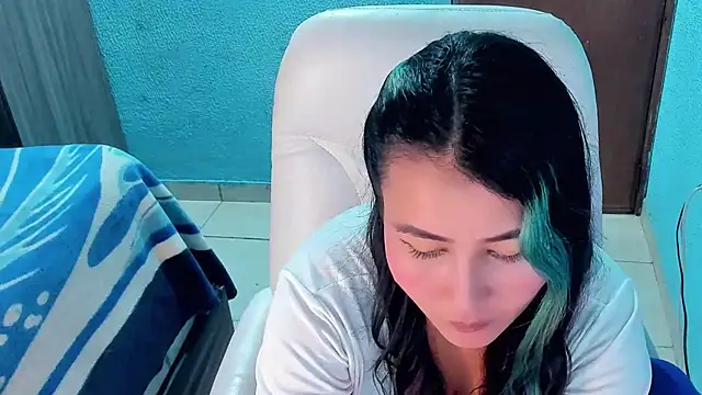 sweetana  online show from 02.07.25