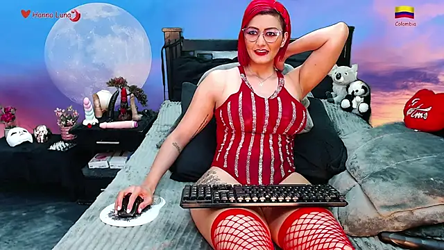 Snapshot of Hanna_Luna chatting on 01.15.25 Hanna Luna online show from 01.15.25