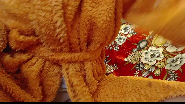 larawet online show from 01.14.25