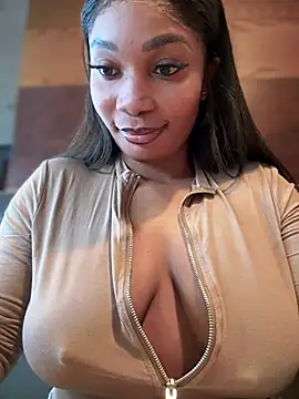   Nessa   online show from 02.21.25