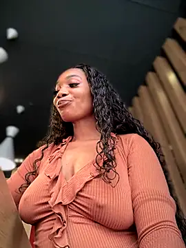   Nessa   online show from 09.12.25