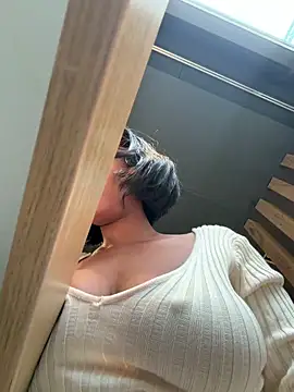   Nessa   online show from 02.22.26