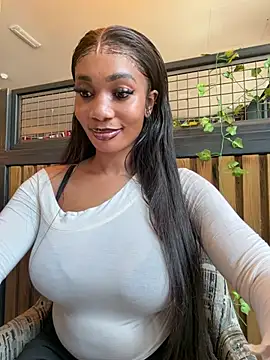   Nessa   online show from 06.26.26