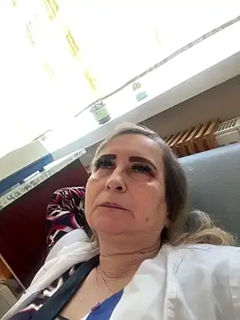 Irina2909xh online show from 03.17.25