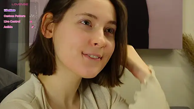 Snapshot of BeckyMartens chatting on 03.09.25 BeckyMartens online show from 03.09.25