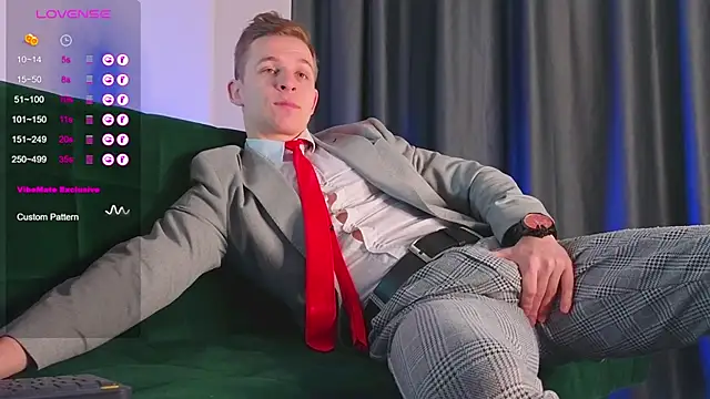 S3Xyes online show from 02.21.25