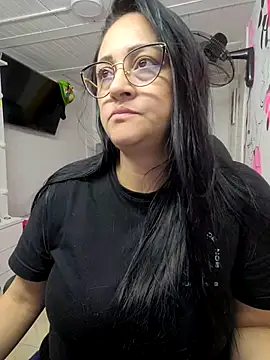 Ameliarizo online show from 04.18.26