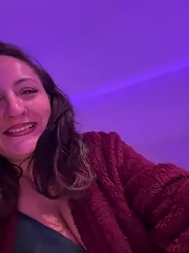 Snapshot of itsCassie chatting on 02.04.26 itsCassie online show from 02.04.26