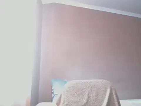 Snapshot of Lustfuleyez chatting on 01.19.25 Lustfuleyez online show from 01.19.25