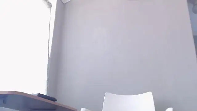 Snapshot of Lustfuleyez chatting on 09.17.25 Lustfuleyez online show from 09.17.25