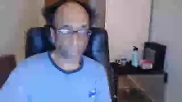 Snapshot of rauncher1 chatting on 04.19.26 rauncher1 online show from 04.19.26