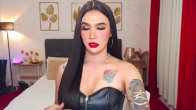 Snapshot of SeductiveLexieX chatting on 11.17.25 SeductiveLexieX online show from 11.17.25