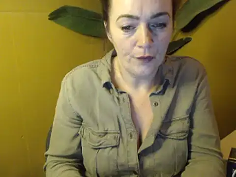 cloe85nl online show from 02.13.25