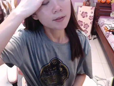 Snapshot of Sweety_Aria chatting on 12.29.24 Sweety Aria online show from 12.29.24