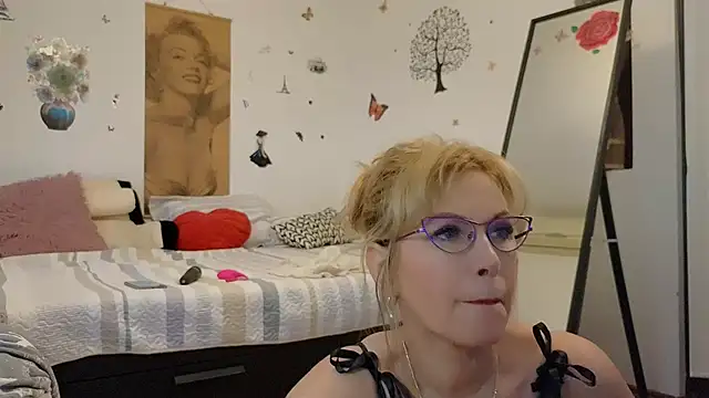 elacoquette online show from 04.01.26